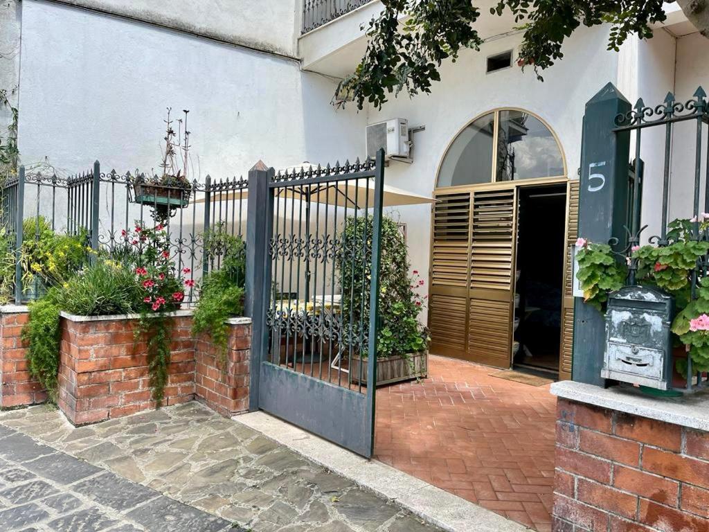 Apartament Casa Violante Vico Equense Zewnętrze zdjęcie